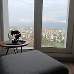 Apartment Luxury 19th Floor With Pool, Gym View *
