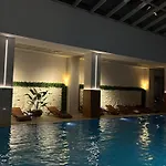 Apartment Luxury 19th Floor With Pool, Gym View