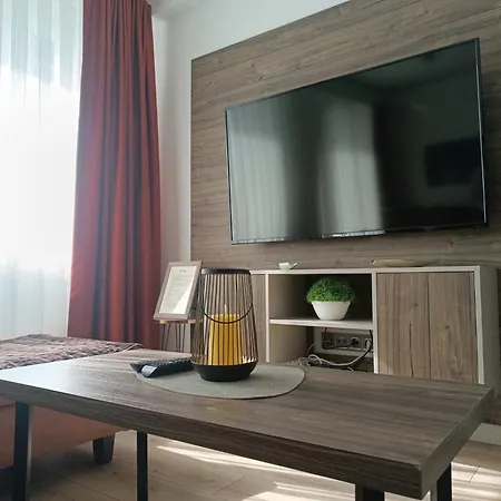 Luxury 19th Floor With Pool, Gym View * Üsküp
