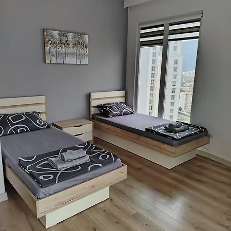 Daire Luxury 19th Floor With Pool, Gym View Üsküp