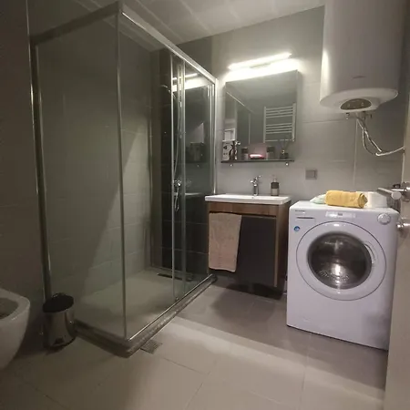 Luxury 19th Floor With Pool, Gym View Daire Üsküp