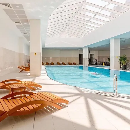 Luxury 19th Floor With Pool, Gym View *