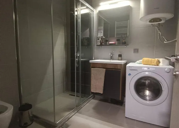 Luxury 19th Floor With Pool, Gym View Apartman Szkopje